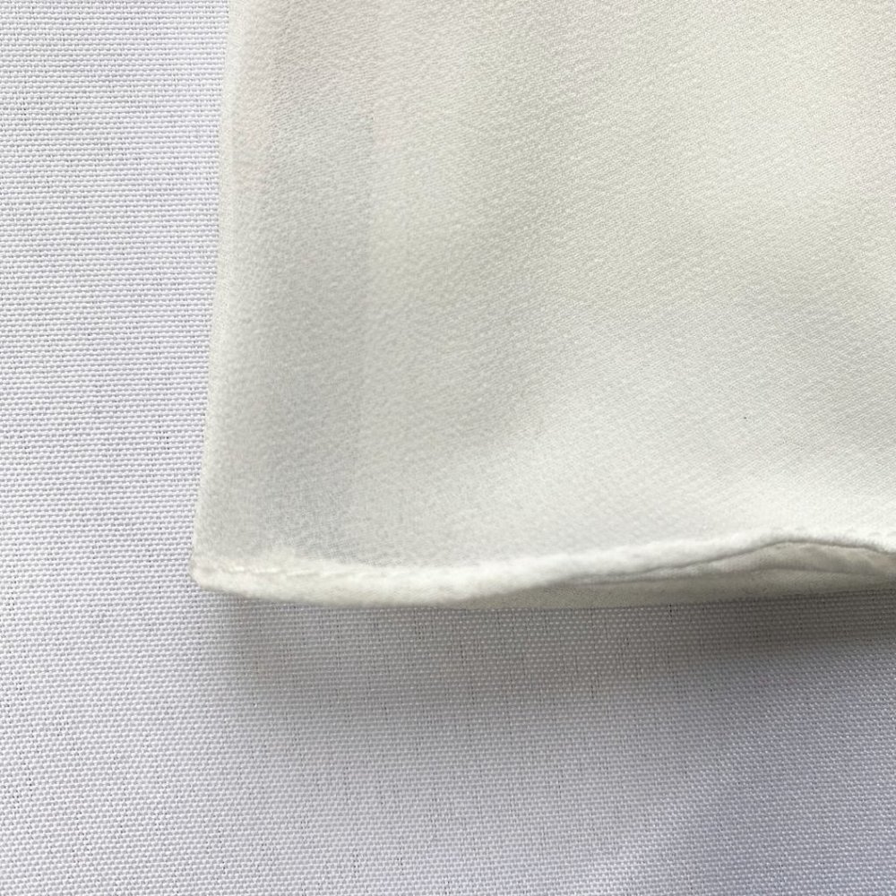 - MONIQUE LHUILLIER WHITE CHIFFON SLEEVELESS BRIDAL WEDDING DRE… - Picture 8 of 11